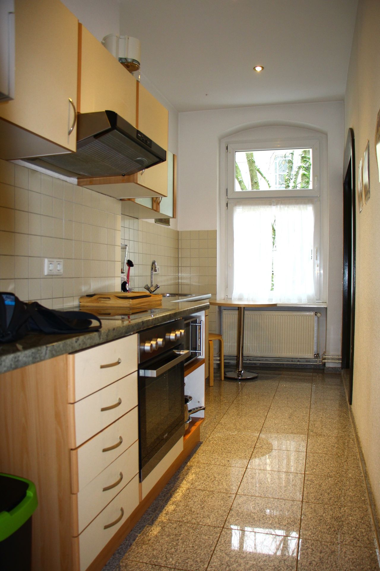 A beautiful and quiet 2-room apartment in an old building with balcony for rent in Mitte