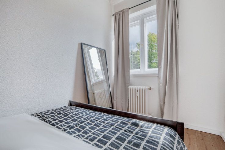 Well-located 2-room flat just a few minutes from Kurfürstendamm and Hubertussee