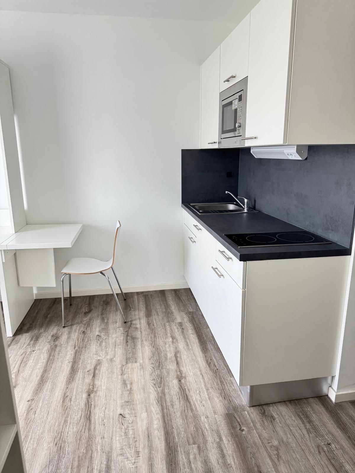 🌟 Modernes und möbliertes Zimmer in zentraler Lage in Düsseldorf-Düsseltal