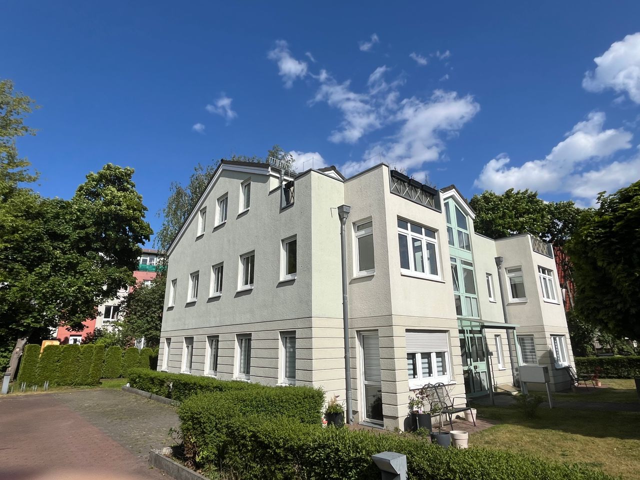 North Pankow full furnitured flat with balcony