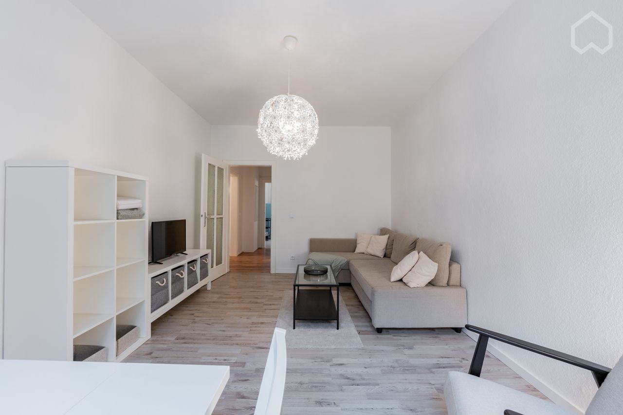 Gorgeous, spacious 2 bedroom apartment in Friedrichshain
