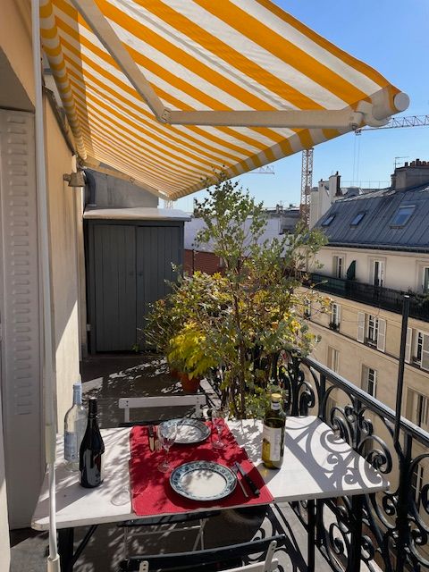 Apartment with south-facing terrace - 2 Bedrooms - rare gem