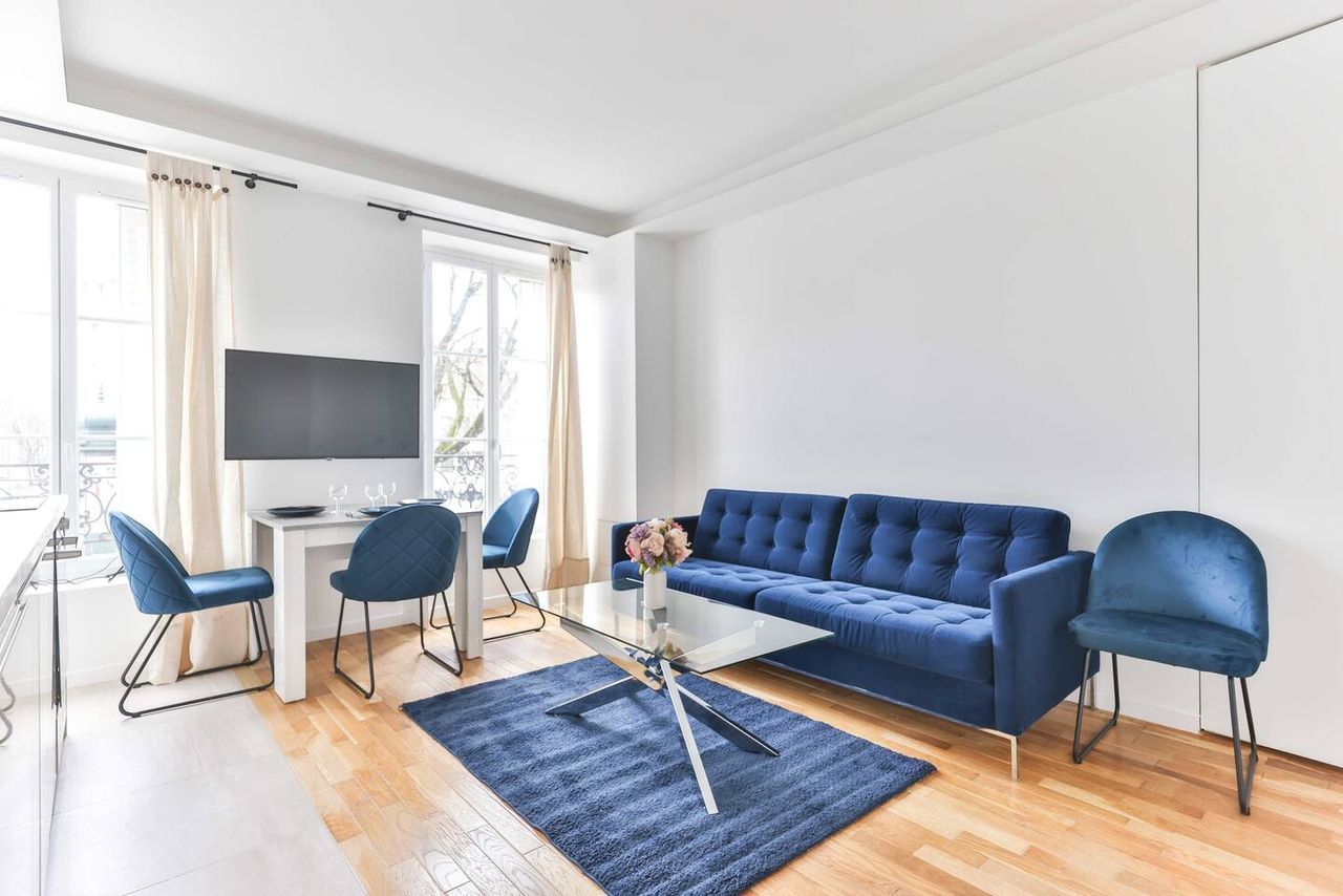 Modern 50m2 flat, nestled in the cultural and dynamic heart of the 12th arrondissement.