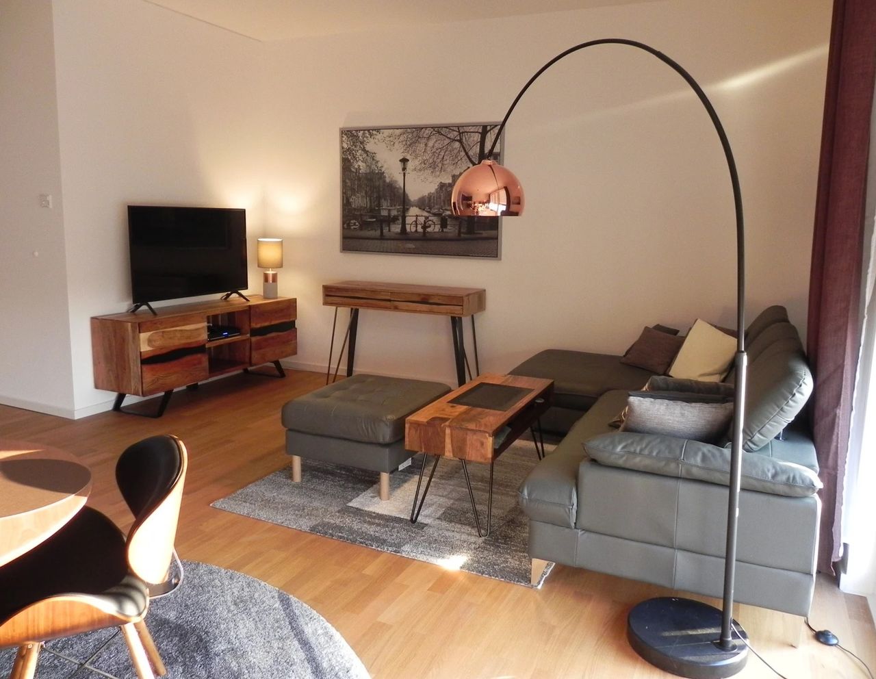 Exclusive 2-Bedroom Apartment in Beautiful Surroundings
