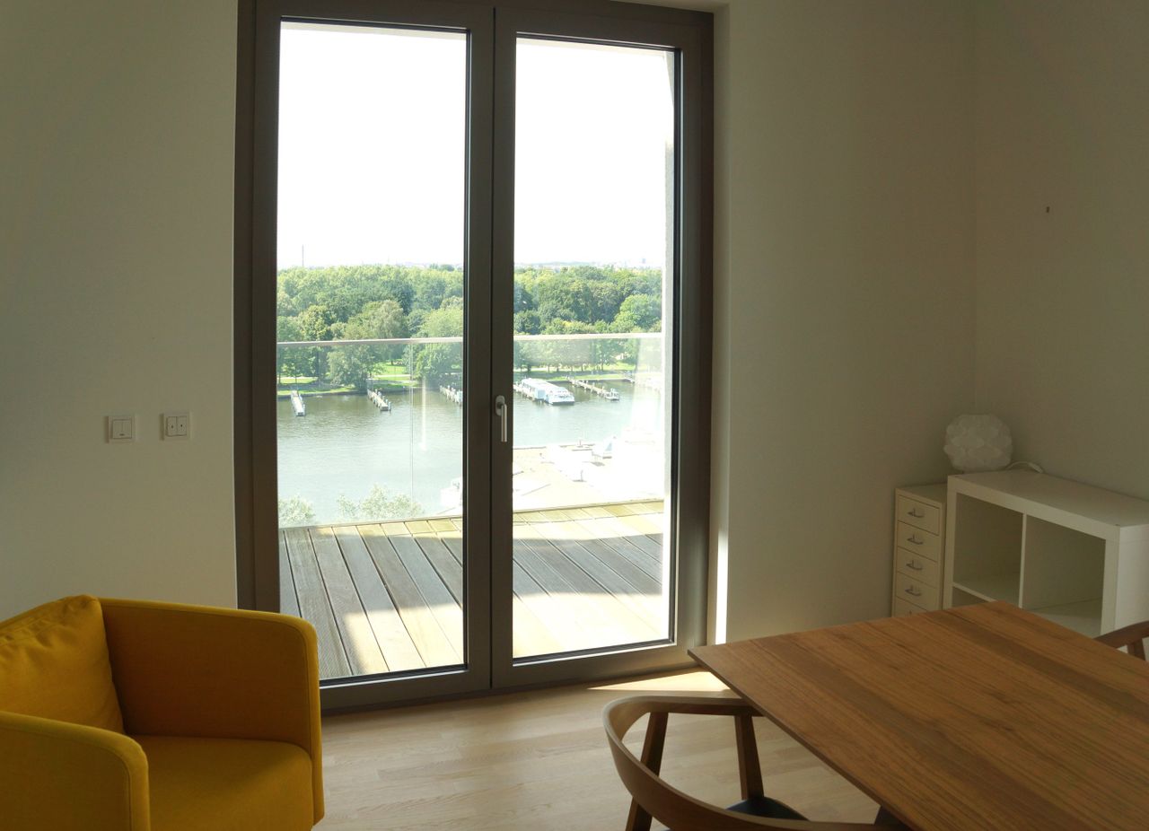 Bright Apartment with Great View in Alt-Stralau/Rummelsbucht
