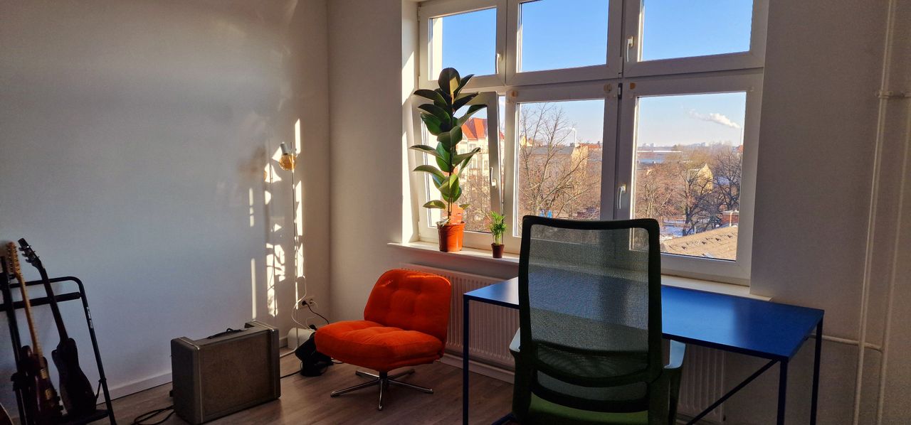 Cozy Apartment in Neukölln – Balcony & Great Features 🌿🏡