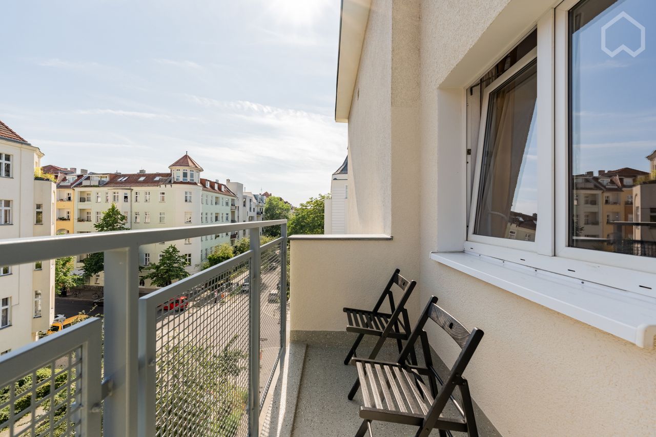 Modern Studio Apartment with Balcony in Moabit - Near TU