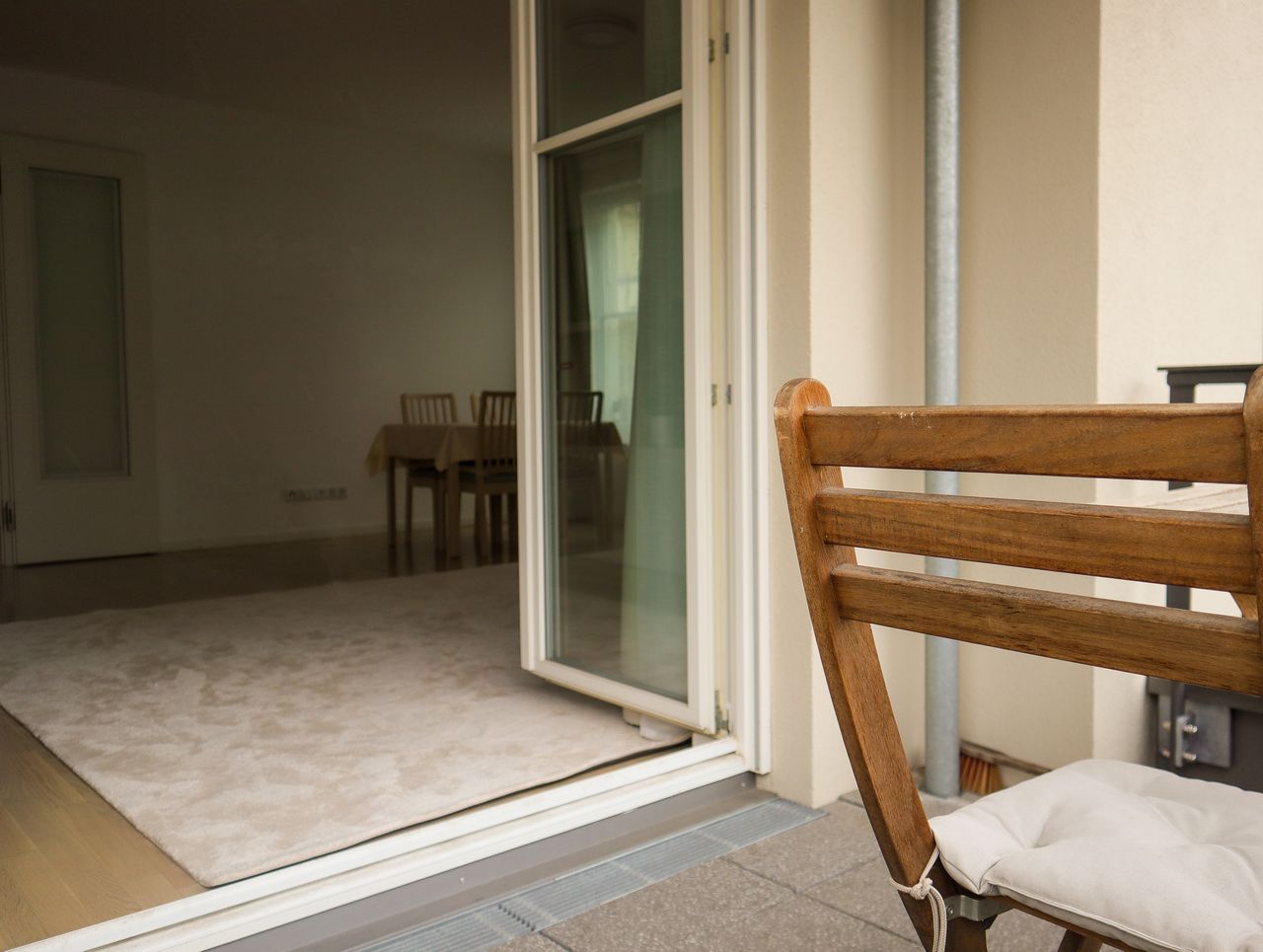 3 Rooms new building awesome neighbours near Ostkreuz