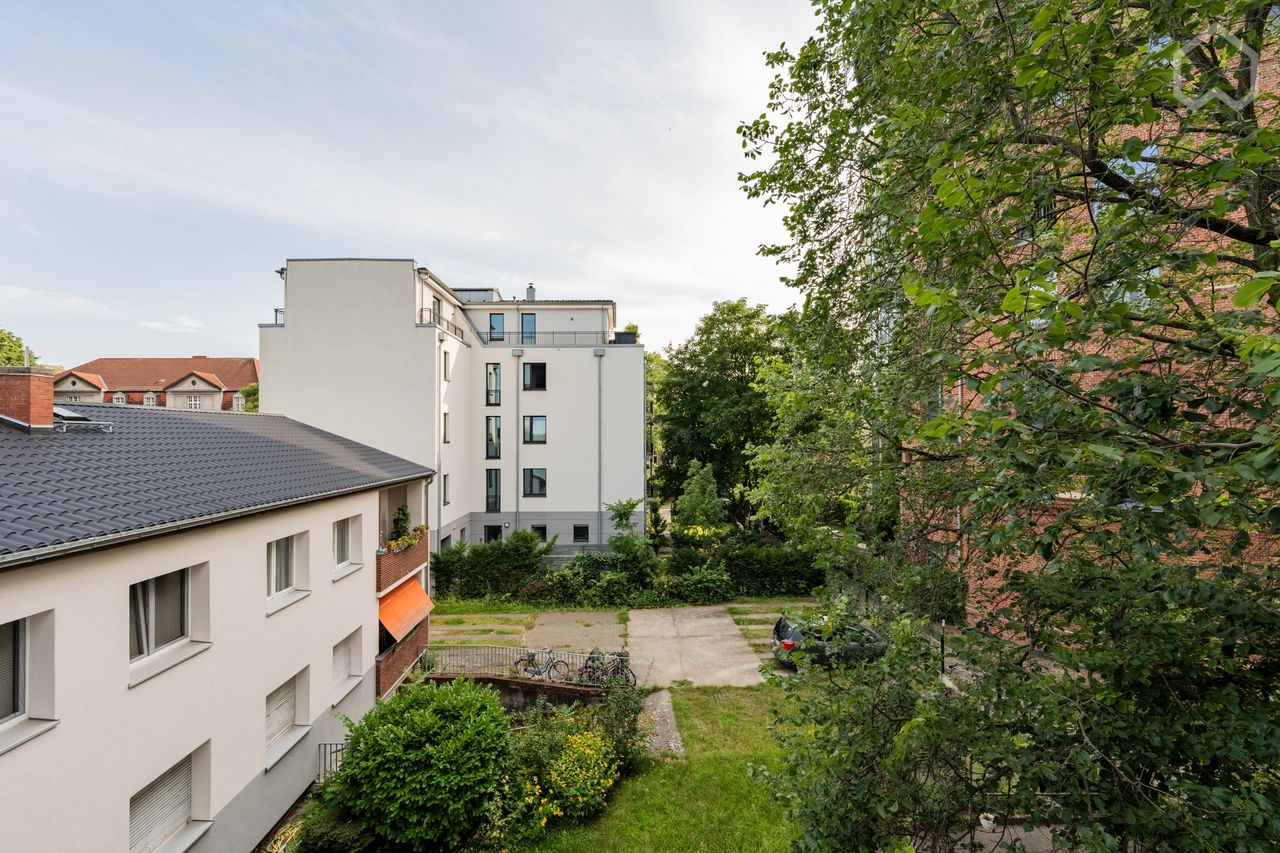 Beautiful furnished 3-room apartment in Berlin- Westend