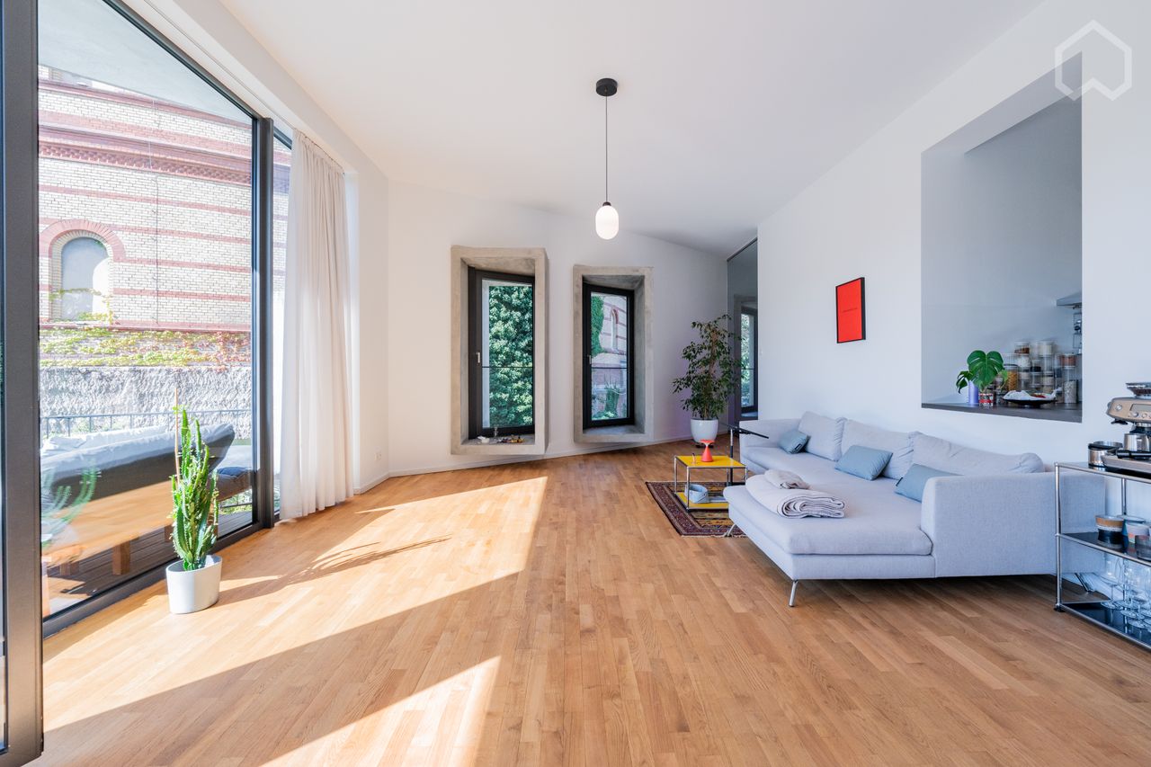 180m2 Designer Loft in Kreuzberg with 3 Terraces