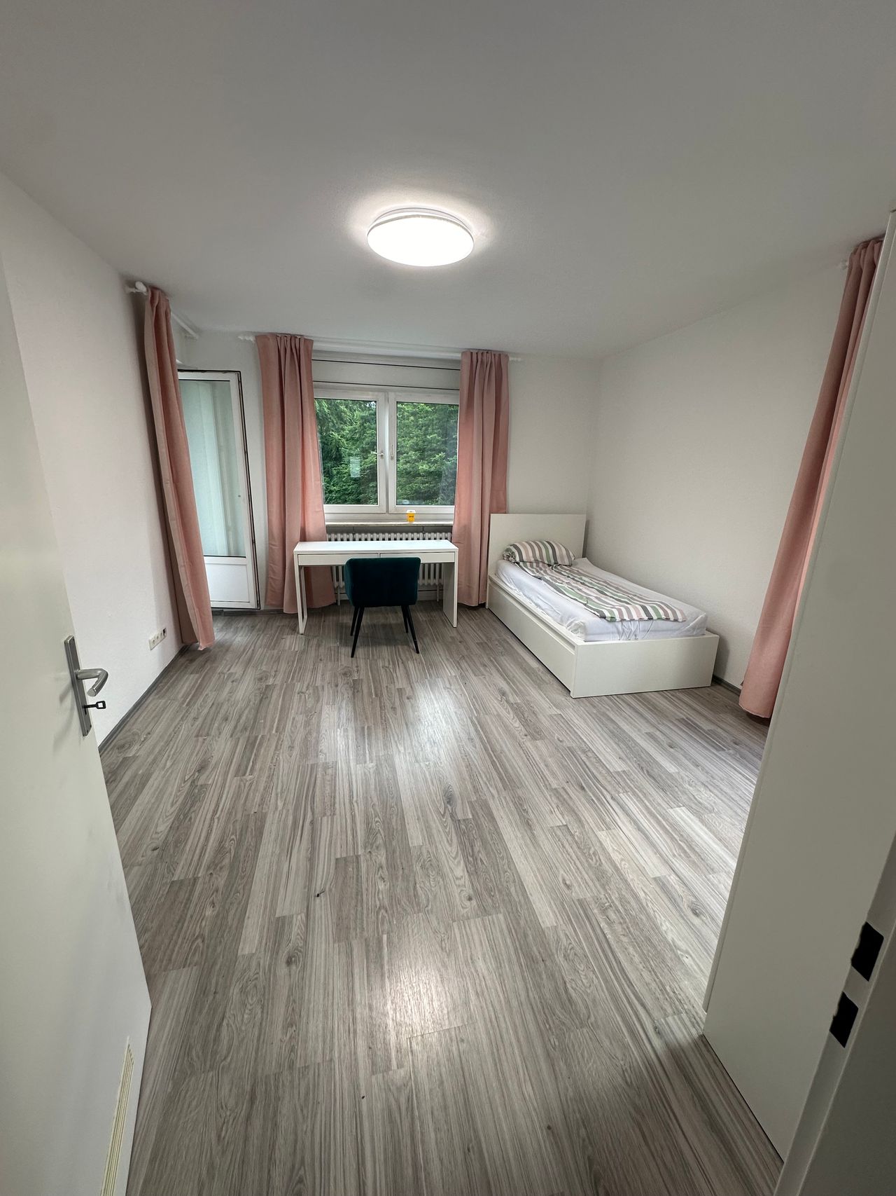 Clean und nice Bright Apartment in Dortmund