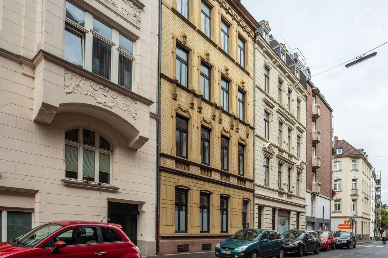 Renovated 1,5 room apartment close to the main station