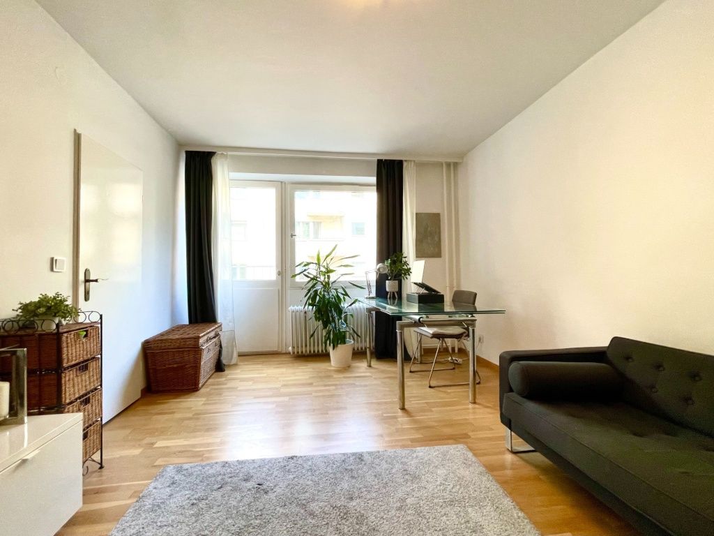 Freshly renovated apartment near Potsdamer Platz