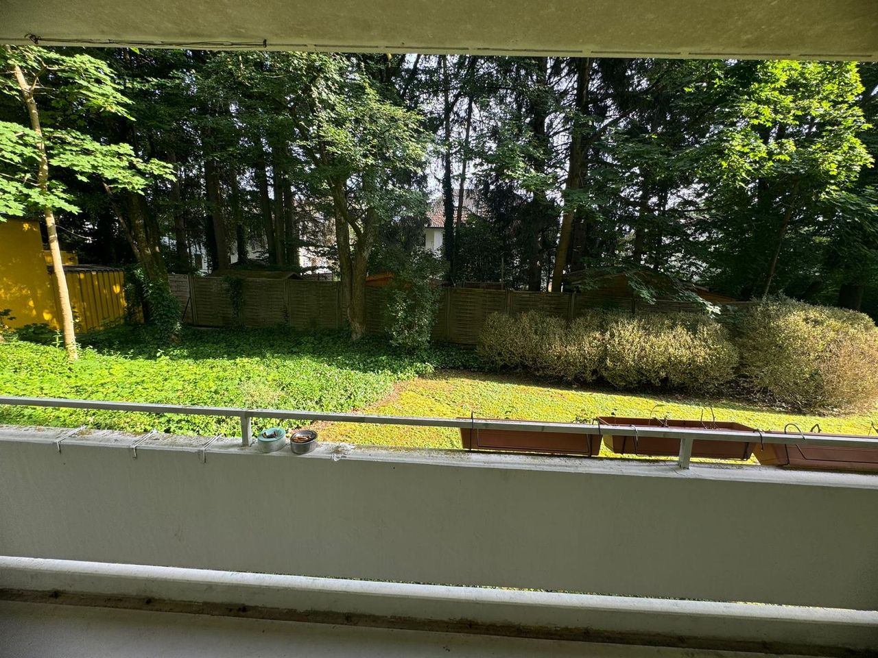 Fully furnished 2-bedroom apartment for rent in Munich