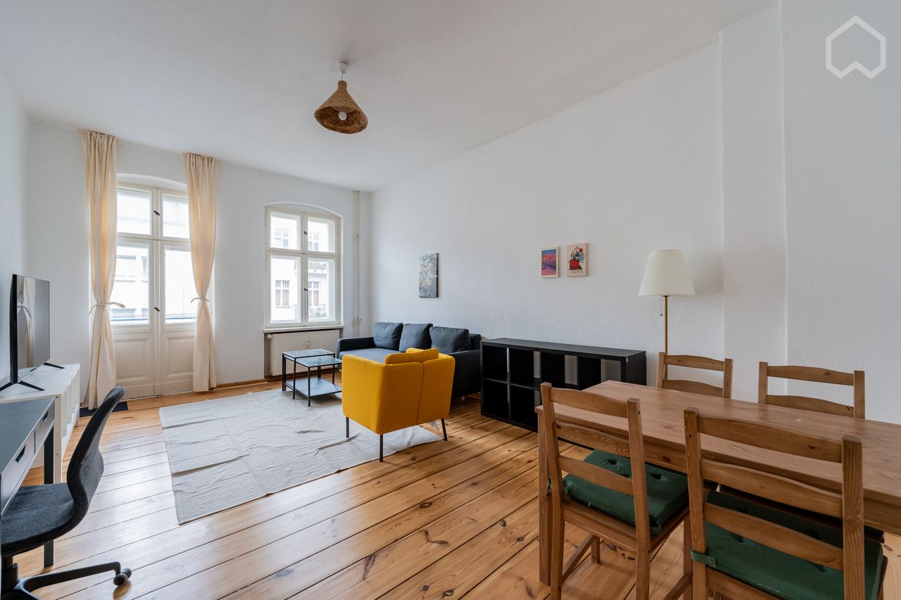 Charming 2 room apartment in central location (Friedrichshain)