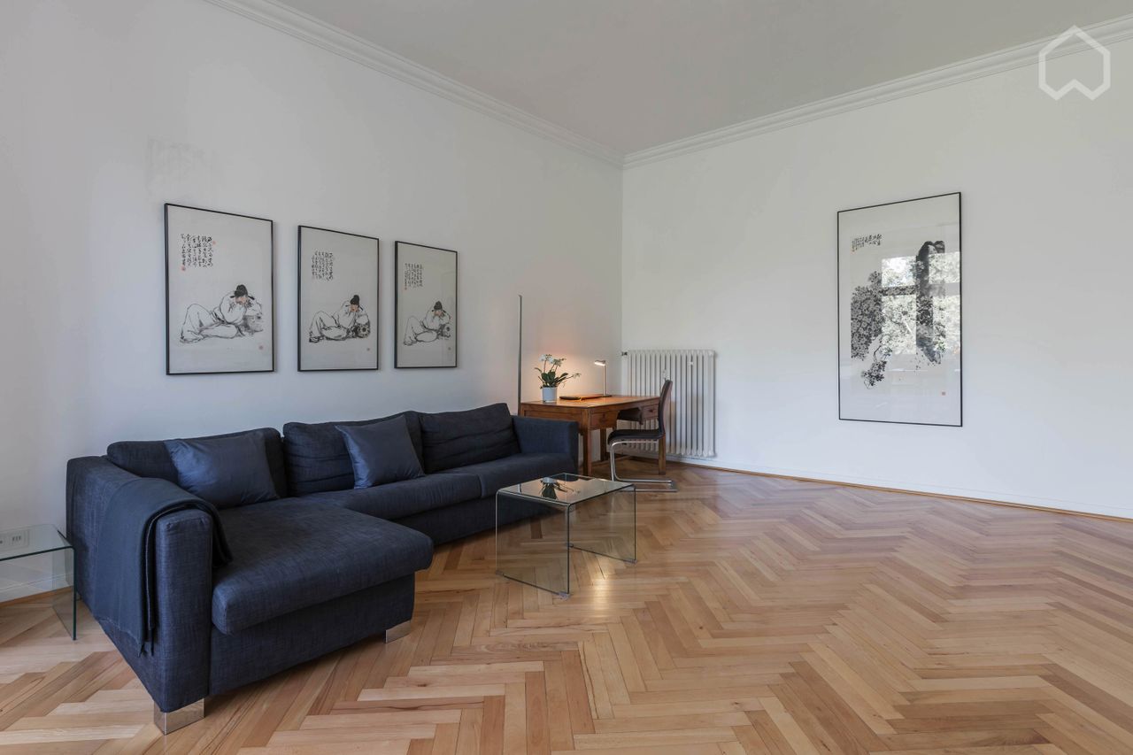 High-quality renovated apartment in Düsseldorf-Düsseltal-Zoo