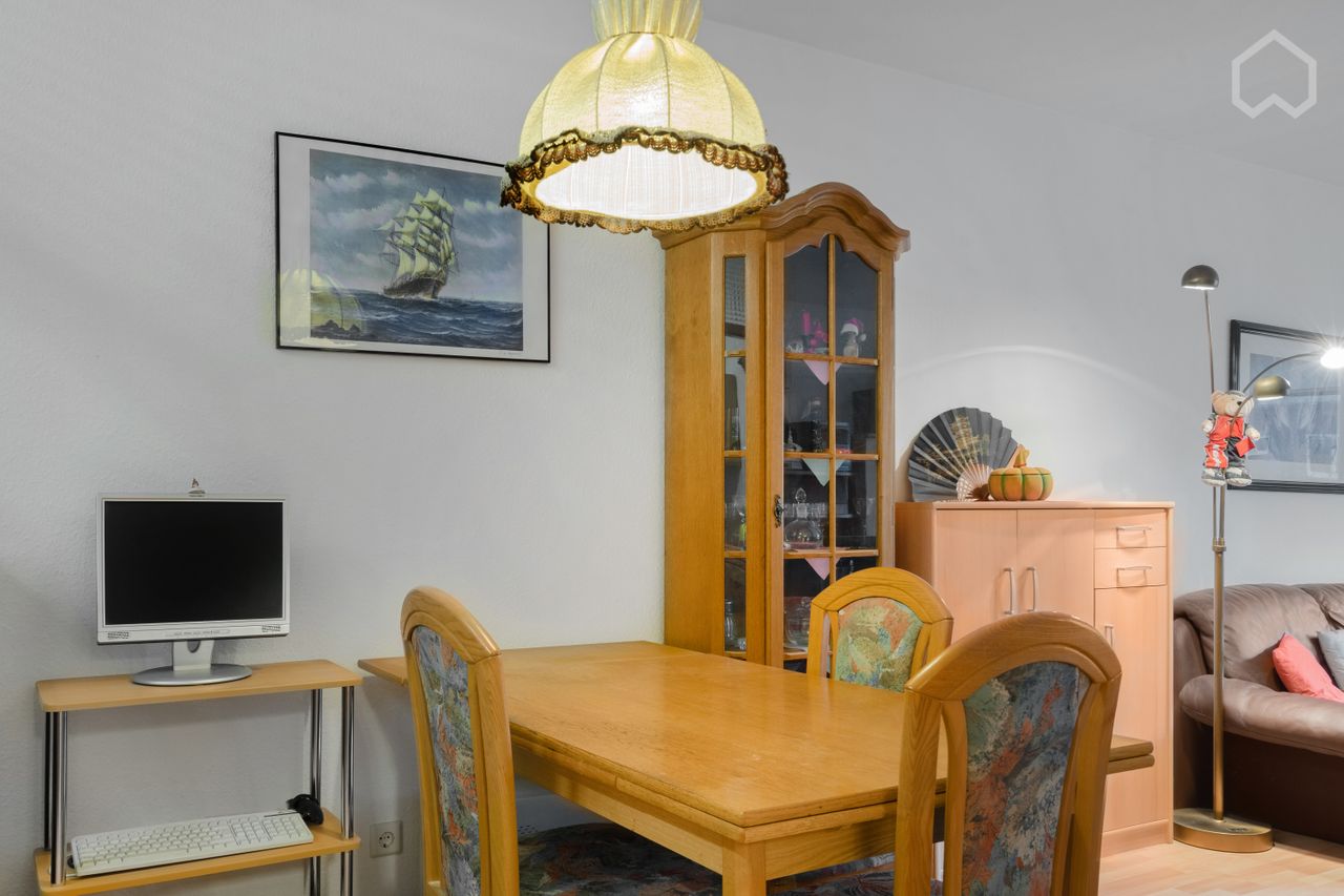 Spacious 2-room apartment with balcony in Schwachhausen, 15 minutes to the main train station