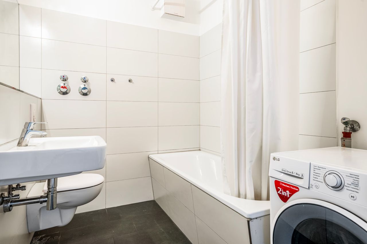 Studio | Moabit, balcony & w/d, nr Tiergarten
