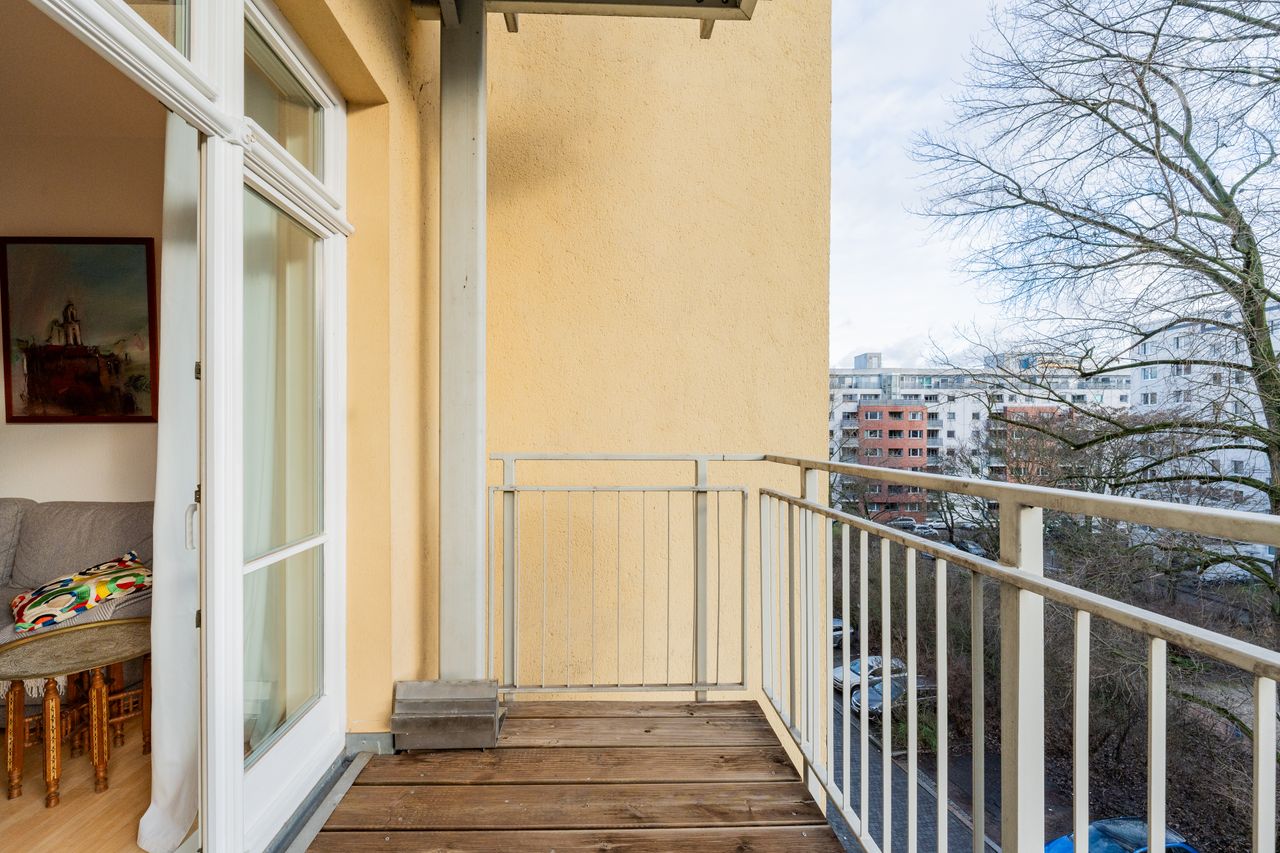 FIRST TIME RENTAL, Charming Furnished Apartment in the Heart of Berlin
