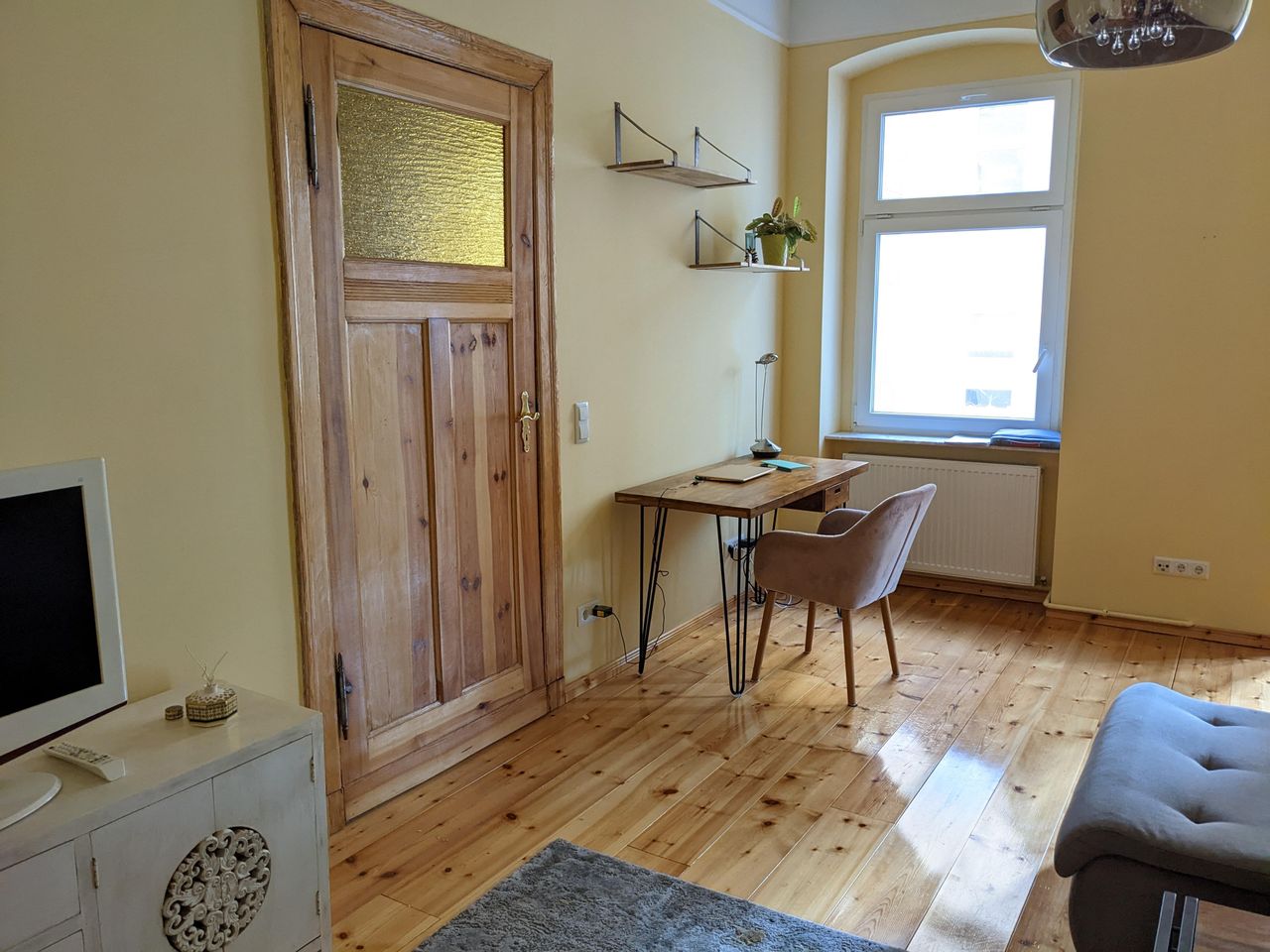 Fully Furnished 3,5 room apartment 84 m² for Sublet in Tempelhof 1950€ for 1 year starting May 1
