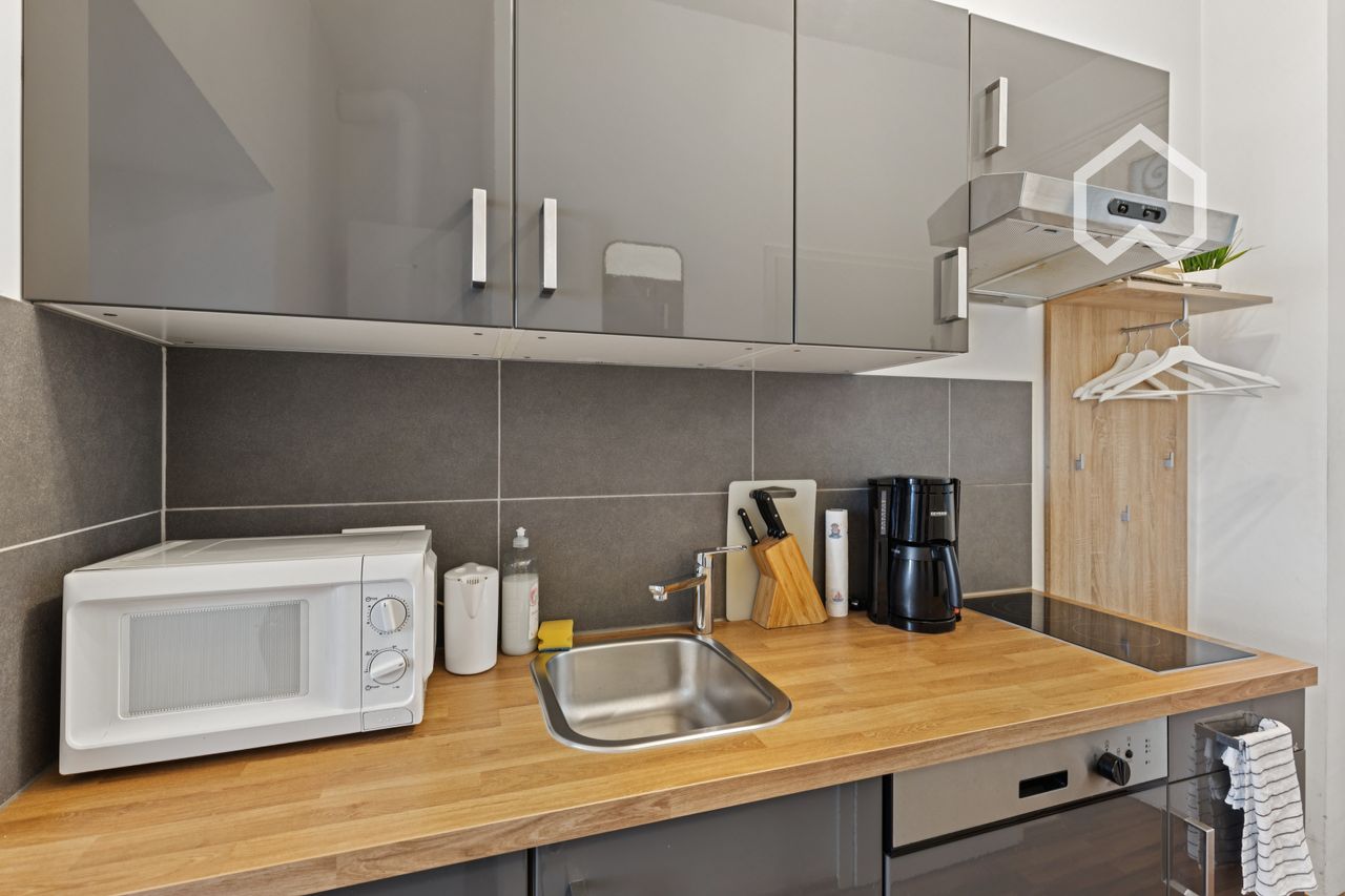 Modern, fully furnished apartment in a central location - 30m² feel-good space in the 16th district