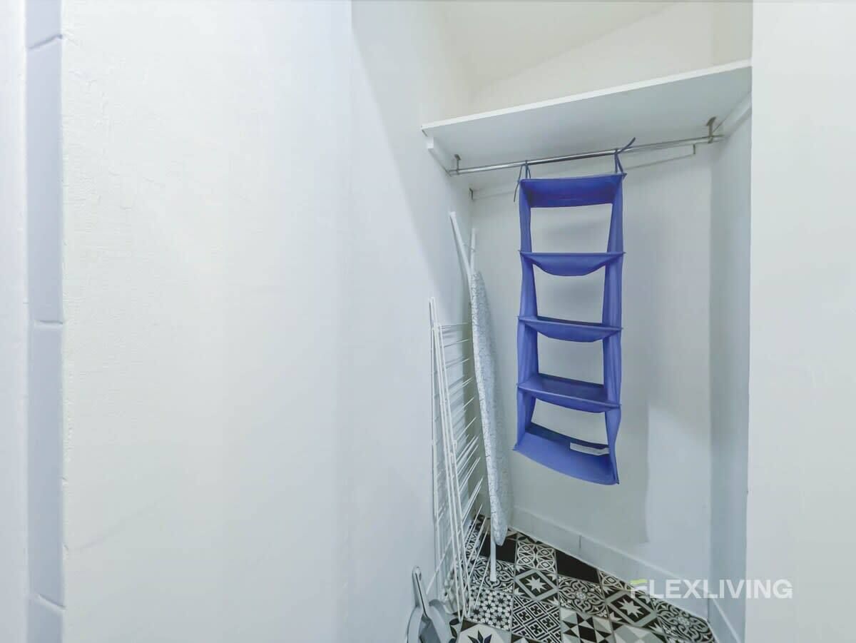 entire 22 square meter apartment, nestled in the charming Desso Street...