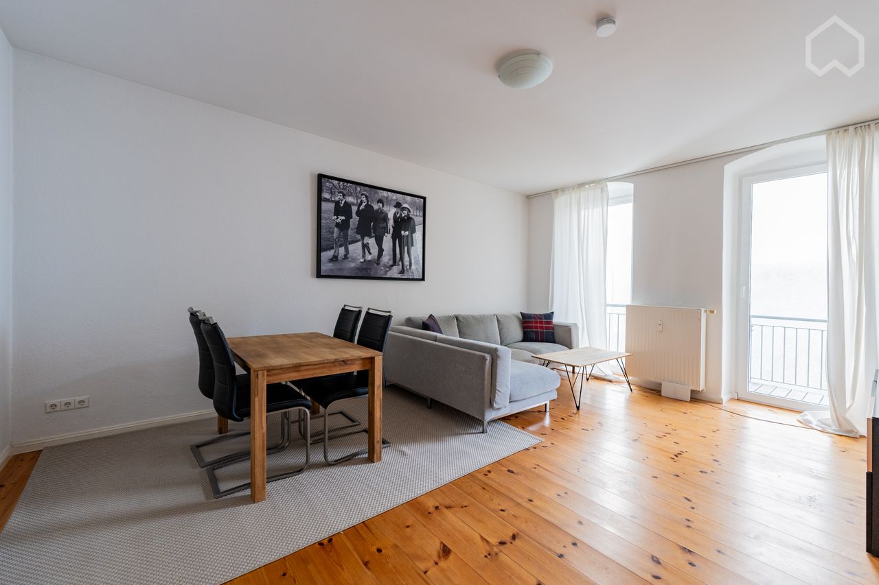 Beautiful 2-Room Apartment with Quiet Yard in Berlin Prenzlauer Berg
