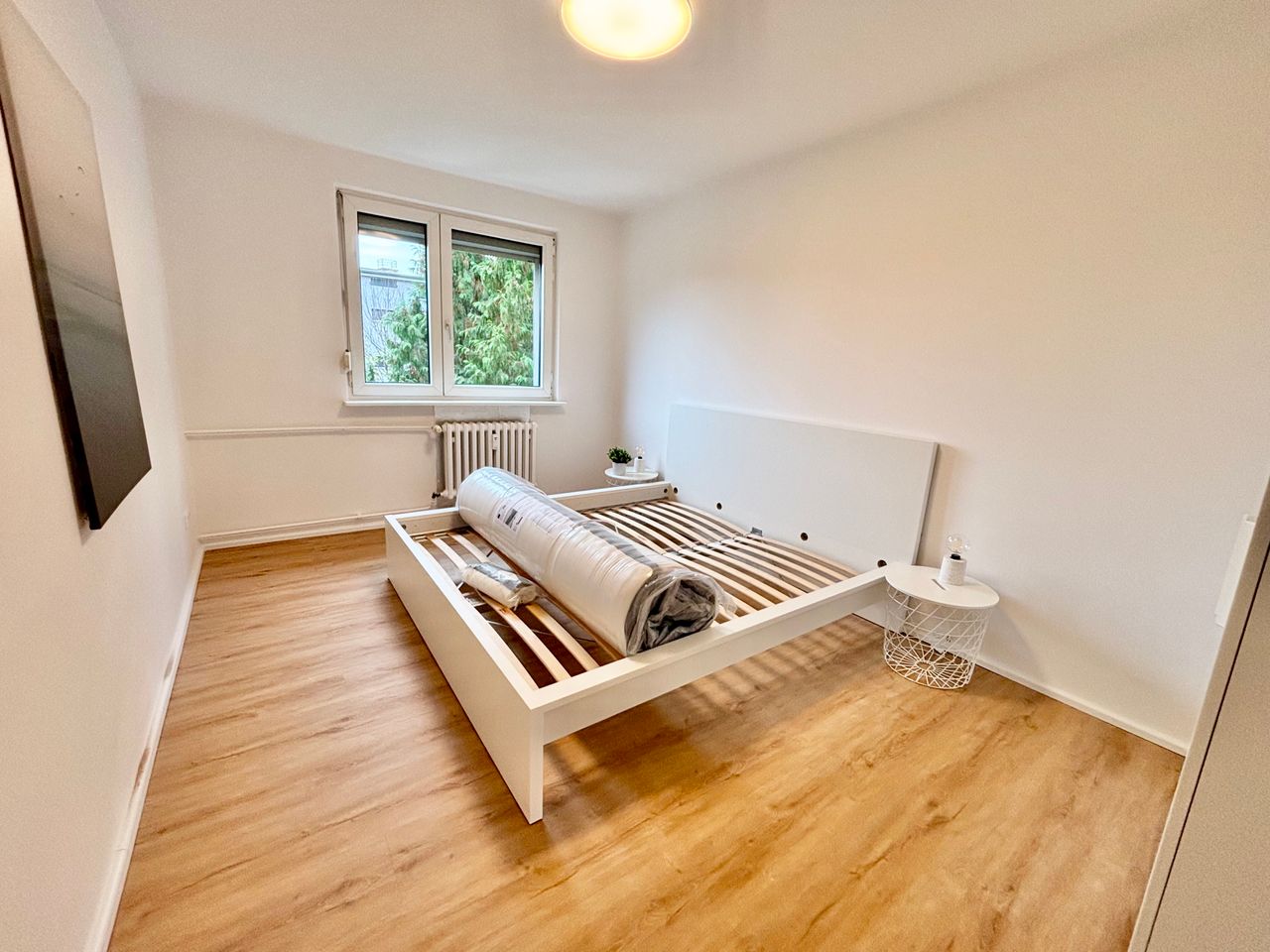 Stunning Fully Renovated 3-Room Apartment in Central Berlin