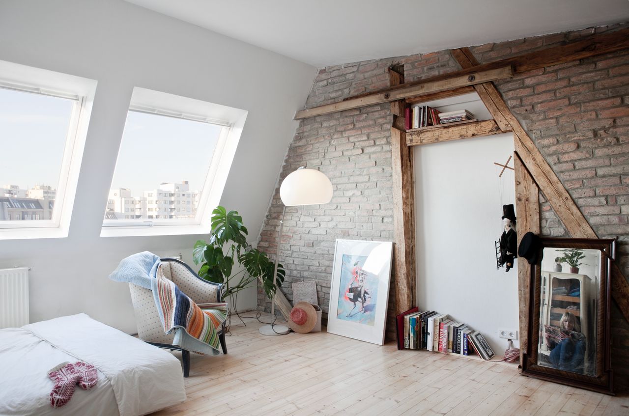 Wonderful top floor apartment in Kreuzberg