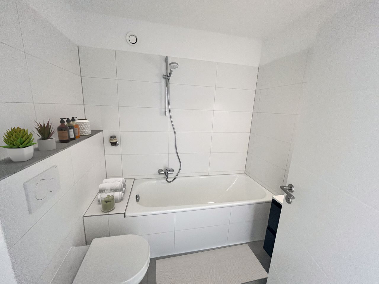 Newly renovated and fully furnished 3-room apartment in a central location in Karlsruhe