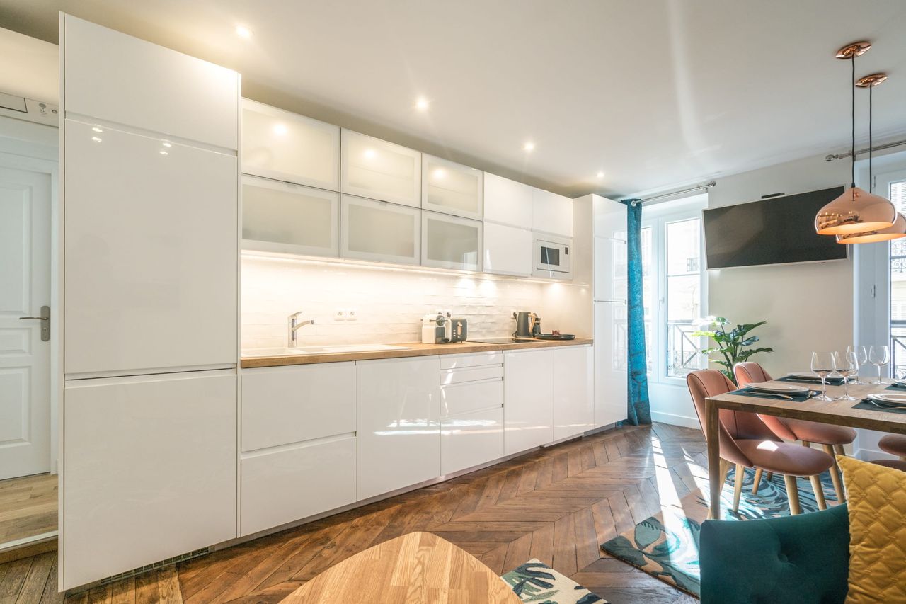 Elegant, bright 50m² apartment in Rue du Bac