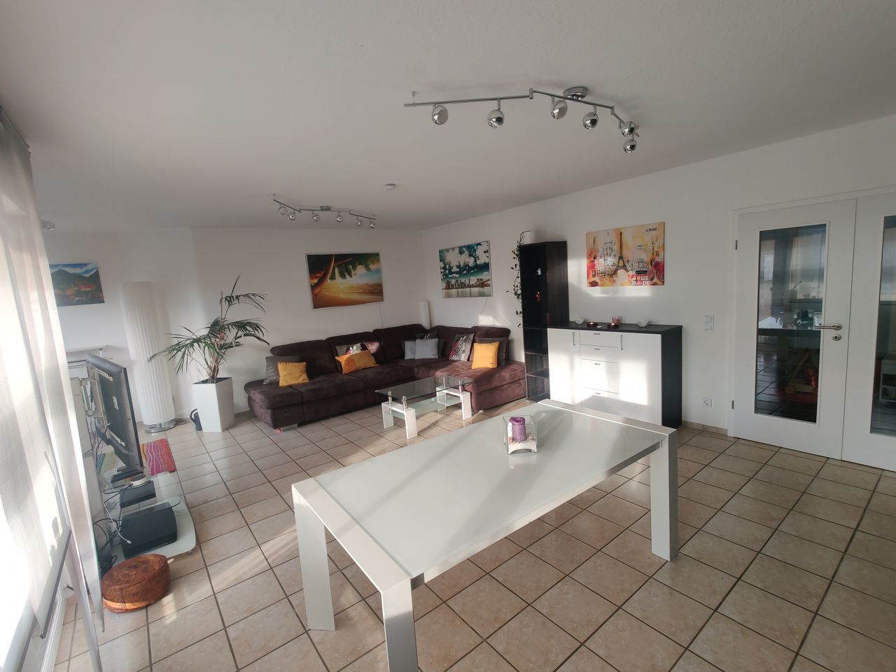 Fantastic 83sqm city apartment with full amenities and top location!