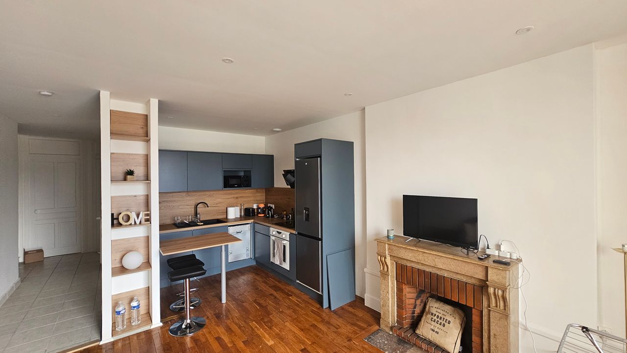 Renovated flat with balcony and nice view