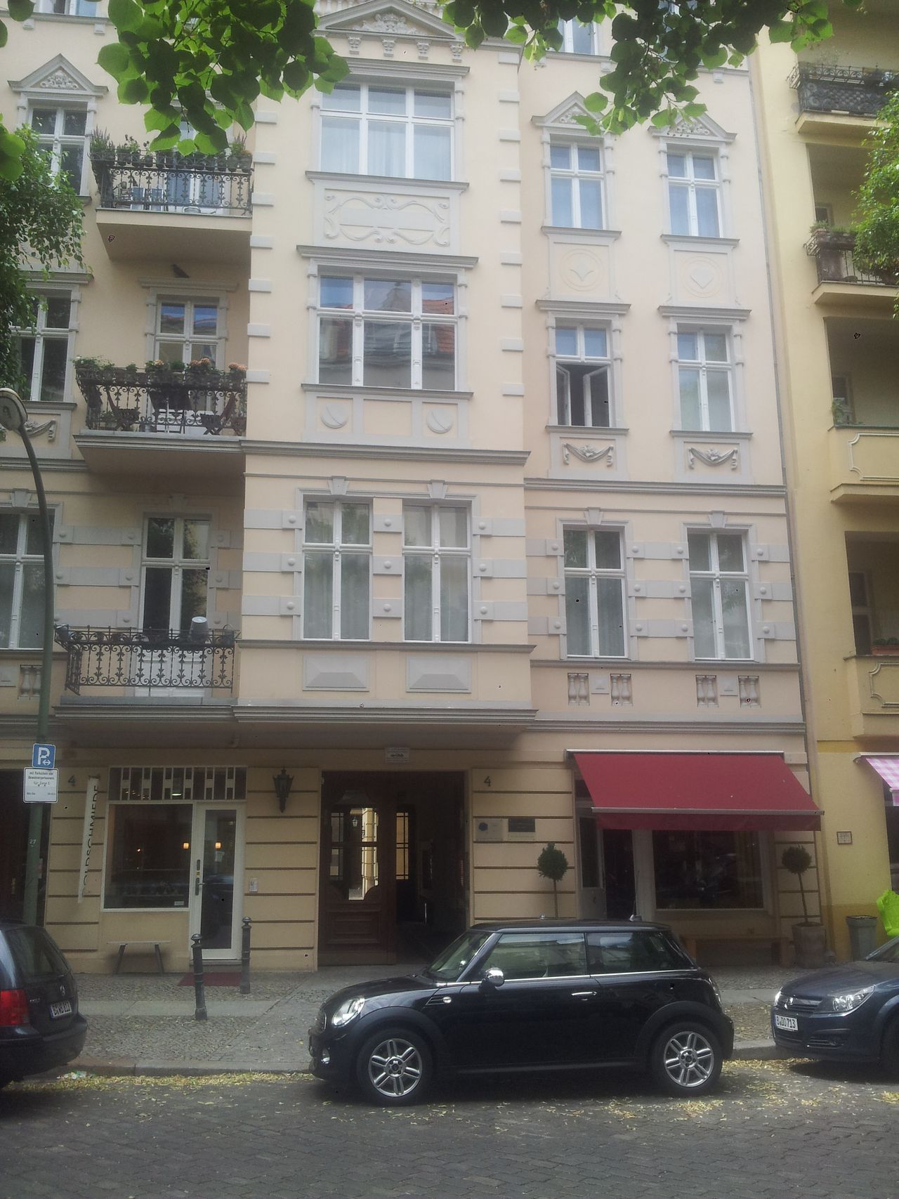 Apartment - Quiet and cosy flat close to Savignyplatz.
