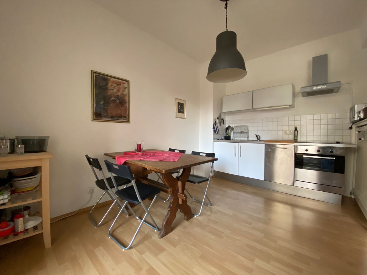 Cozy, awesome apartment located in Köln with large balcony