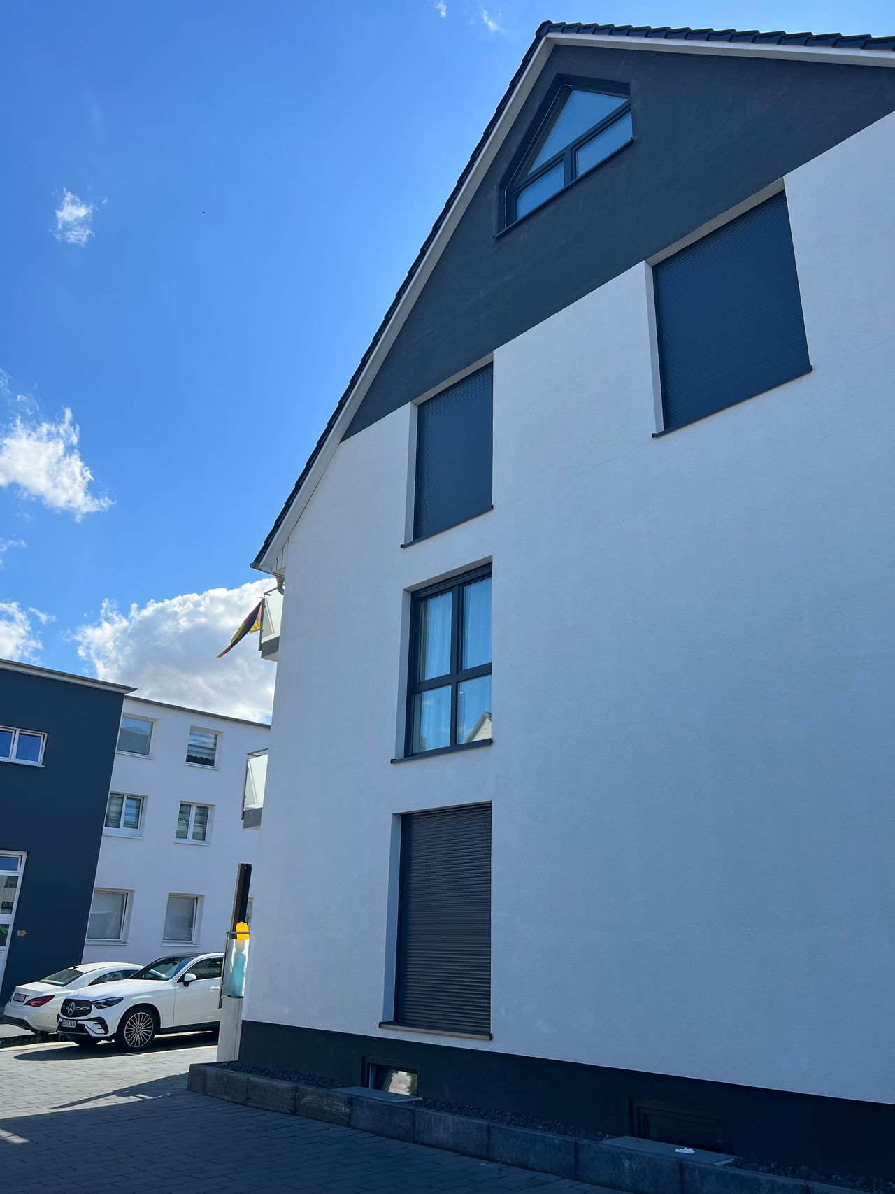 Newly built apartment 4 rooms 111 sqm - Furnished, kitchen, 2 bathrooms, balcony all inclusive near Rüninger See