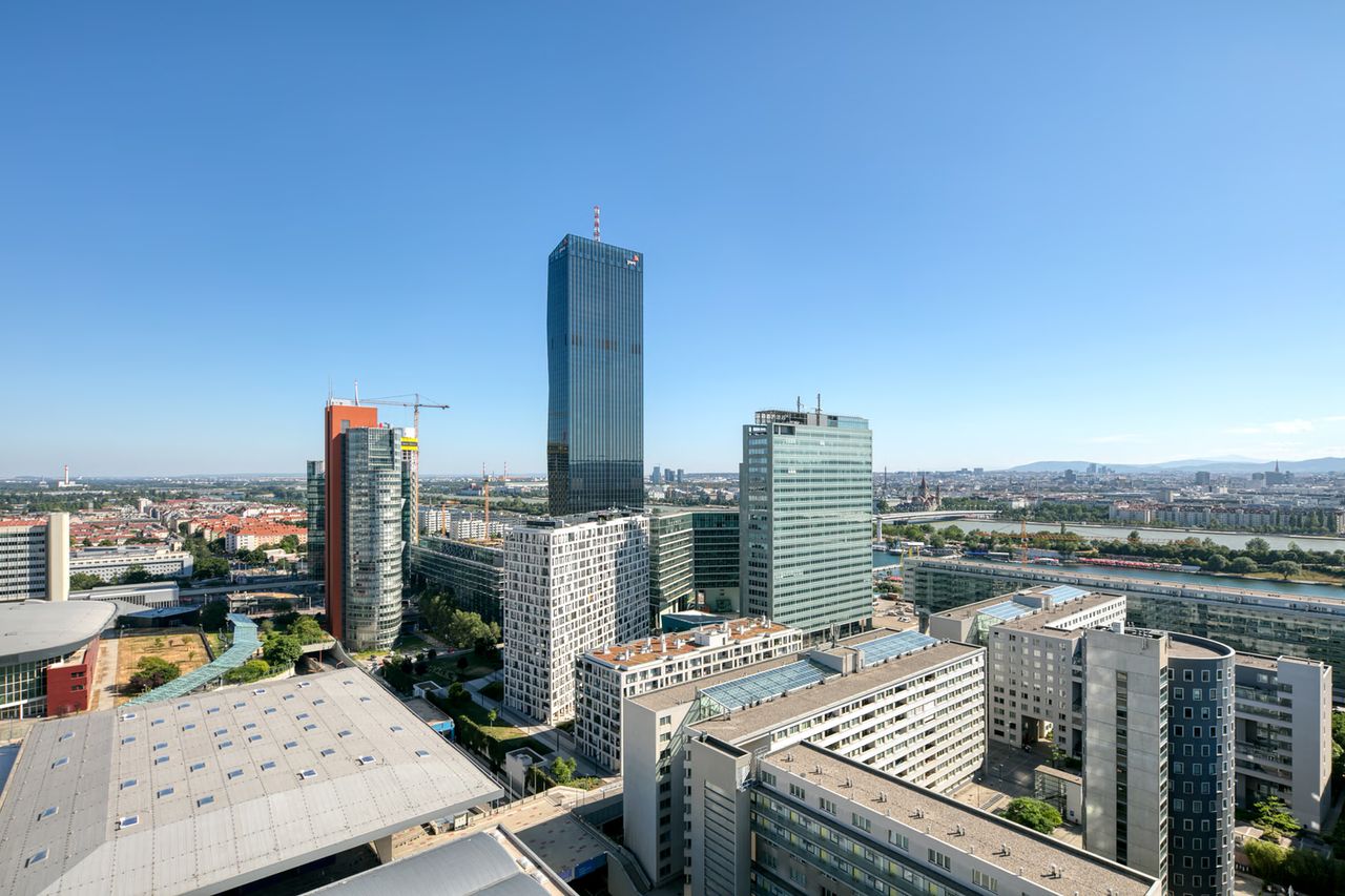 2BR | Donaustadt, elev, doorman, nr U1