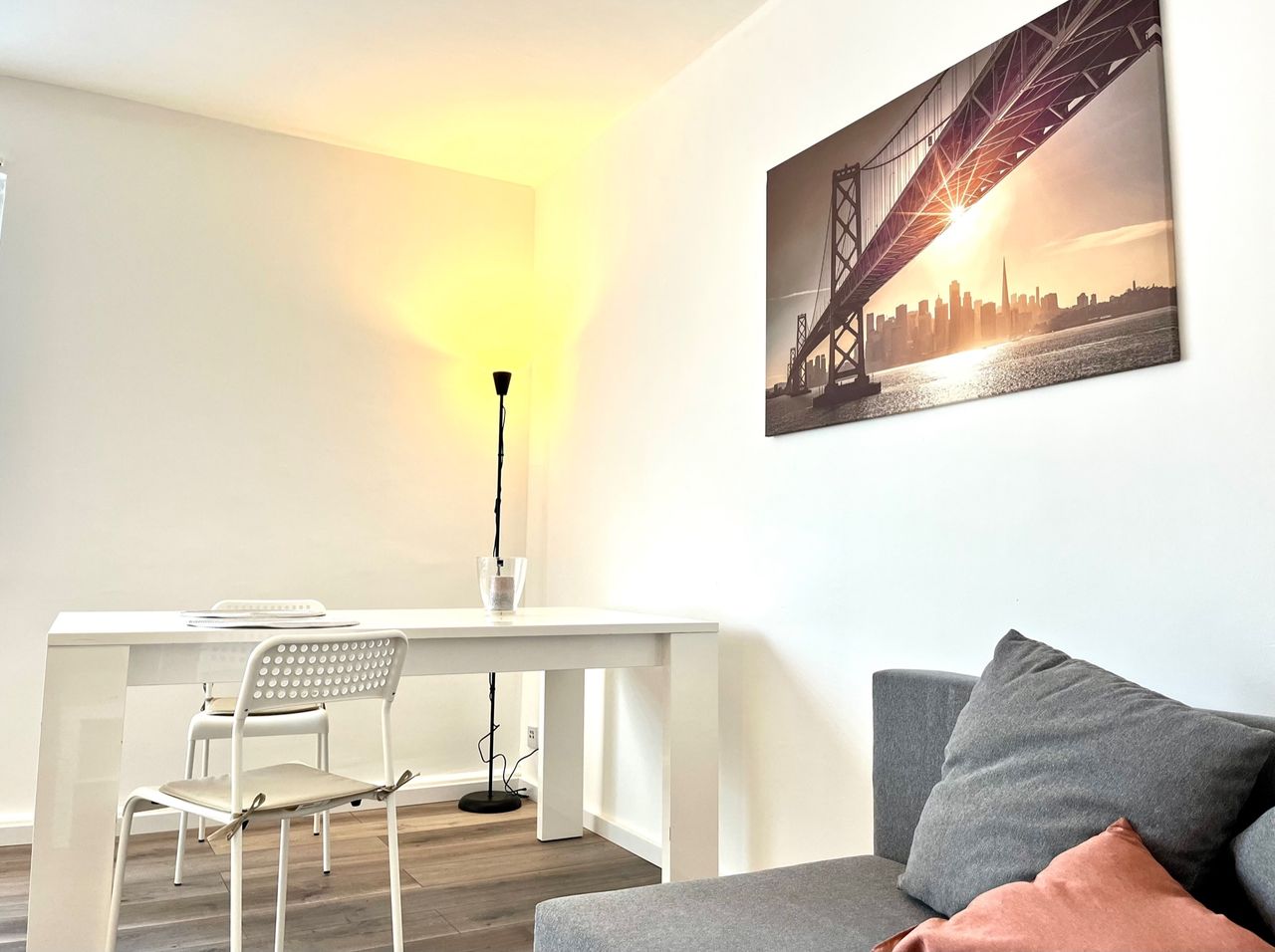 *New* Bright, quiet, furnished 50sqm apartment with fitted kitchen, washing machine at Opera House am Opernhaus in Wuppertal-Barmen