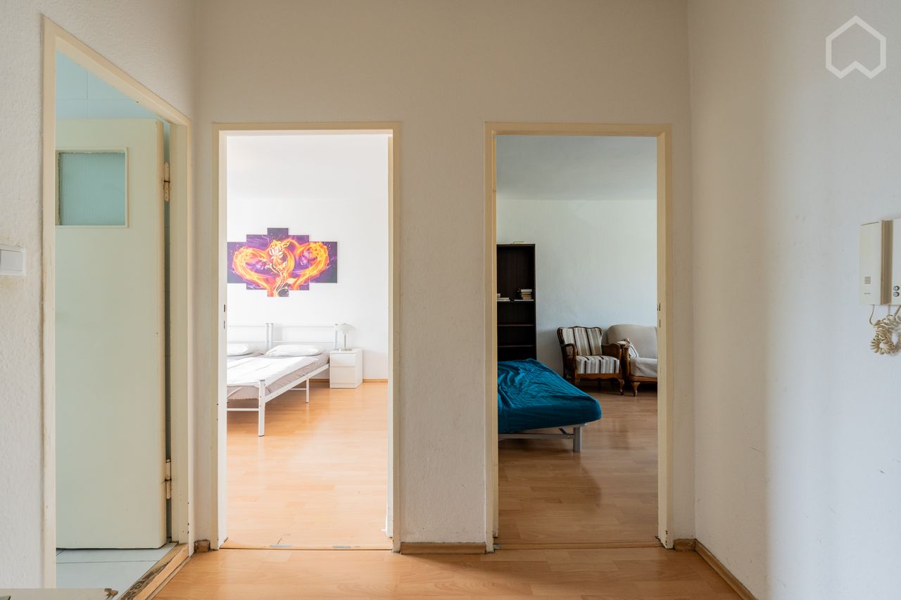 "Stylish and homely apartment in Westend (Berlin)"