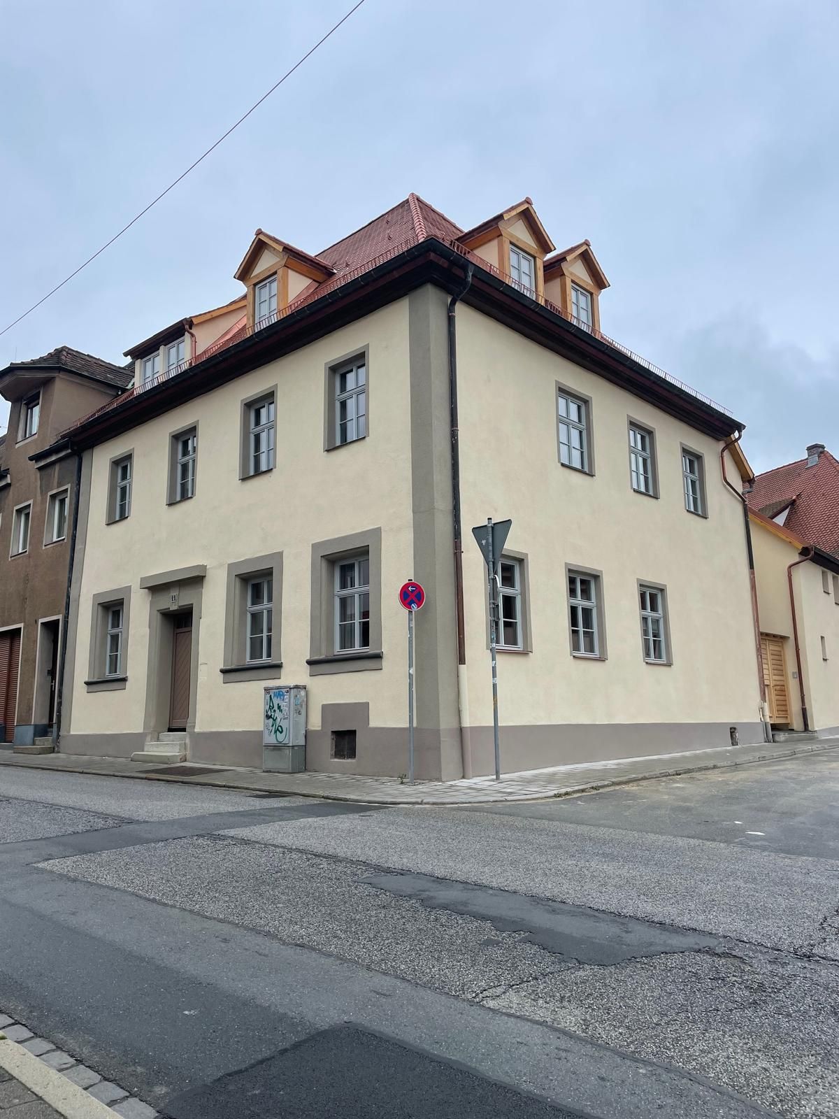 Historic horse stable house, contract with extension option, 2 floors, first occupancy, fully furnished, central, old town Erlangen, quiet Erlangen