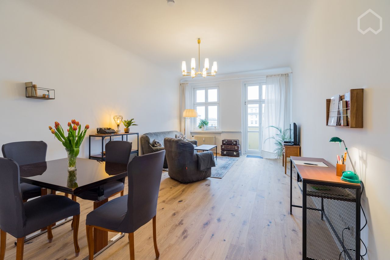 Beautiful home, above the rooftops of Berlin Friedrichshain with balkony