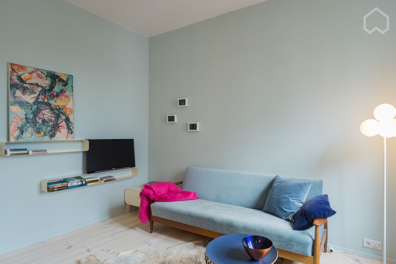Bright, lovely home in Mitte