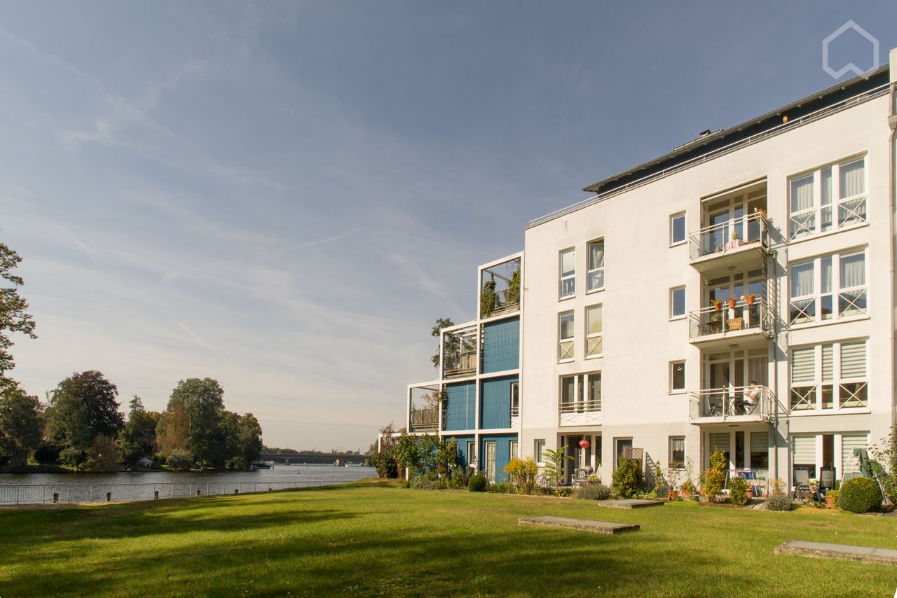 Spree-Appartement with park view - near Adlershof/Ostkreuz!