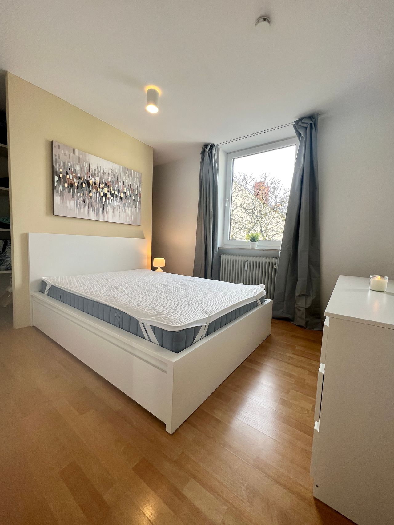 Quiet, central, sunny: 3 room flat in the heart of Munich-Schwabing