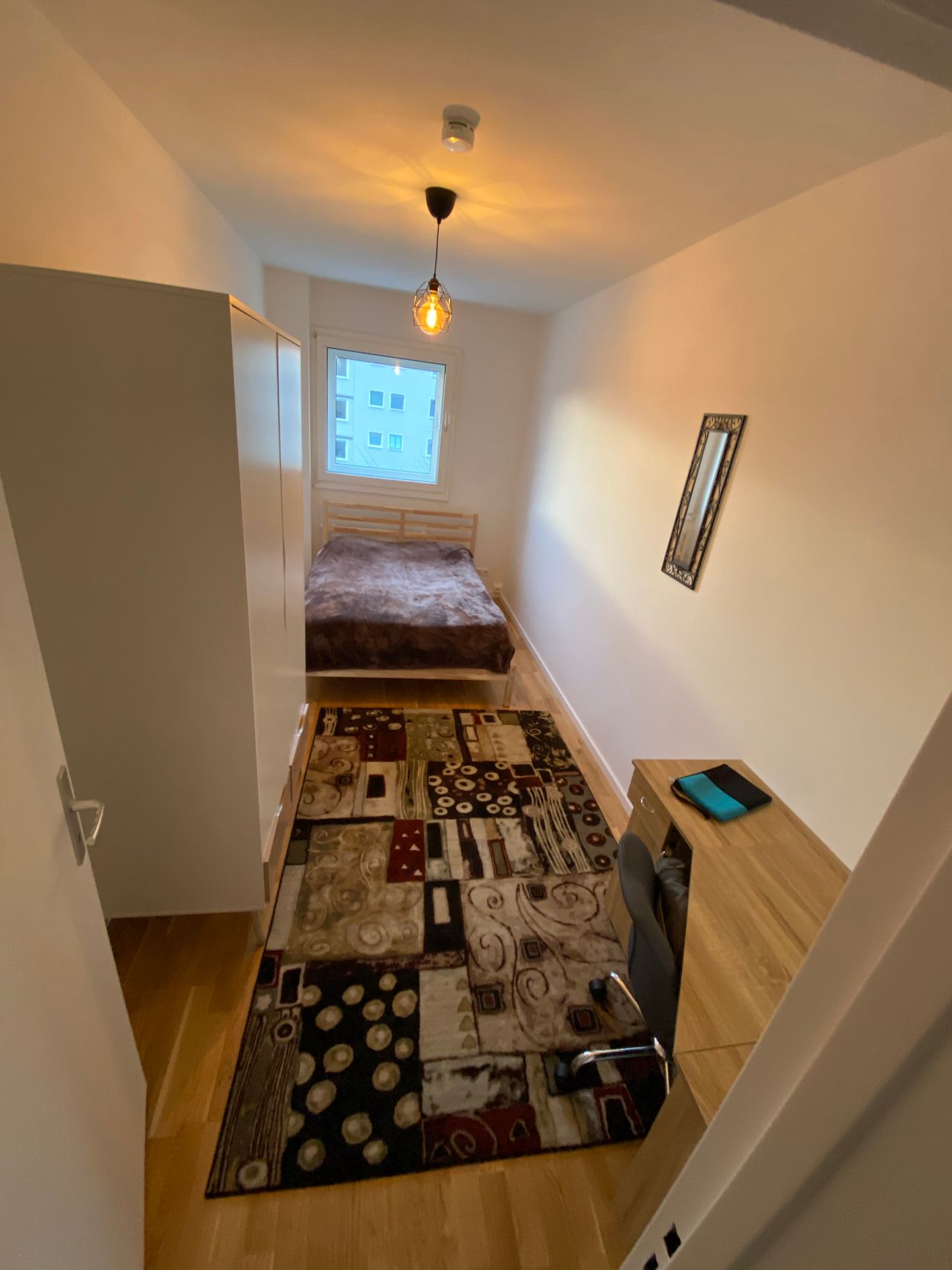Attractive, Fully Furnished 3-Room Apartment with Balcony and Fitted Kitchen – 12-Month Sublet Starting September 30, 2025