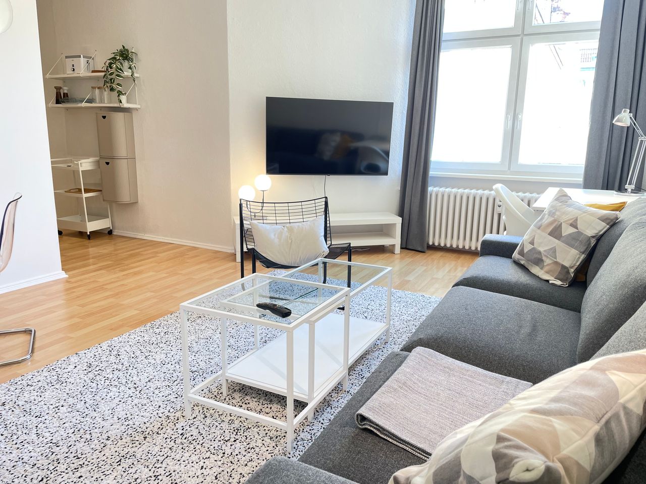 Quiet, Brand-New, Centrally Located: Bright 2-Room Apartment in Tiergarten-Mitte