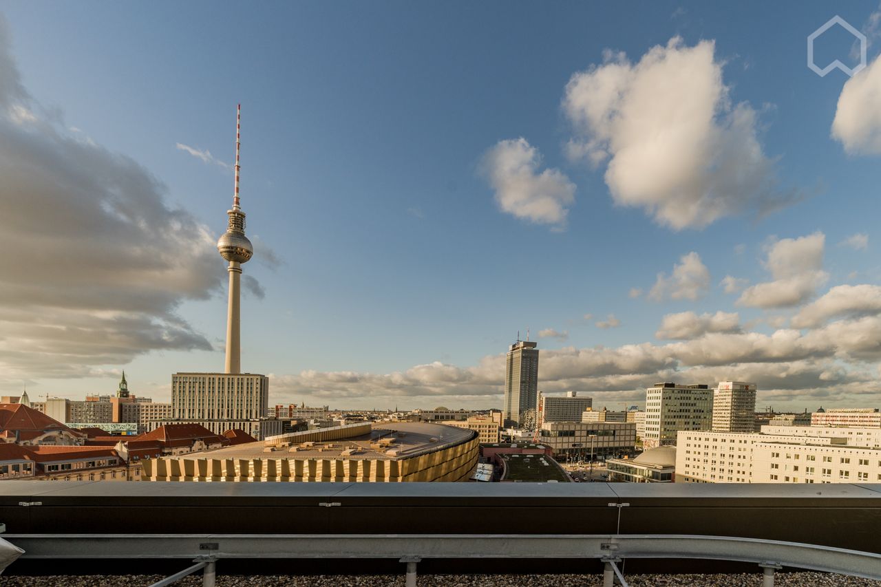 Bright loft in Mitte