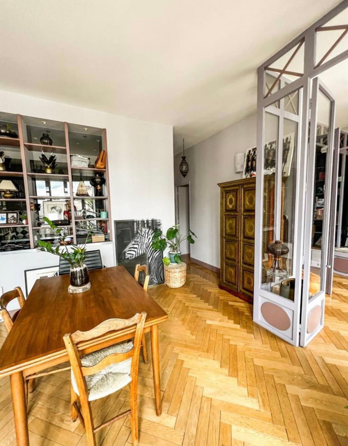 Lightfulll 2 bedrooms flat with great balcony in the heart of Paris, near Louvre, Montorgueil and jardin du Palais Royal