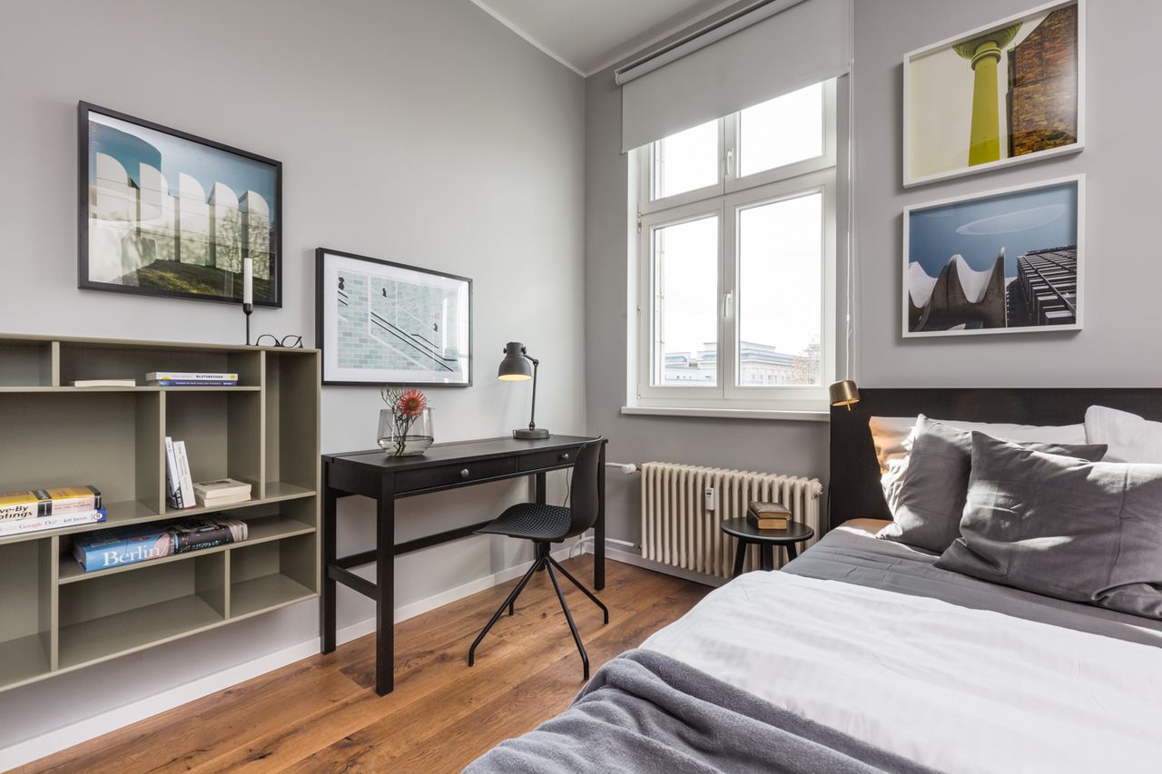 *** Perfect 2-shared flat with view over Berlin Friedrichshain***