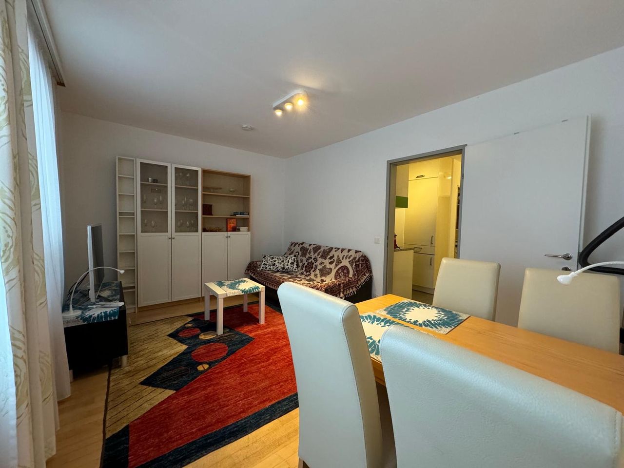Gorgeous flat close to park in Cottage